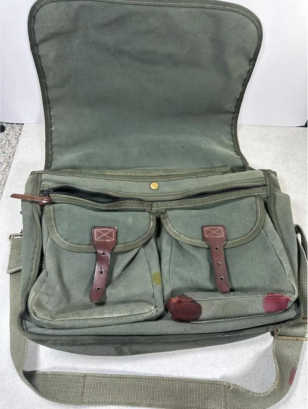 VTG Orvis Company Waxed Canvas Leather Messenger Bag Green 6 Pockets